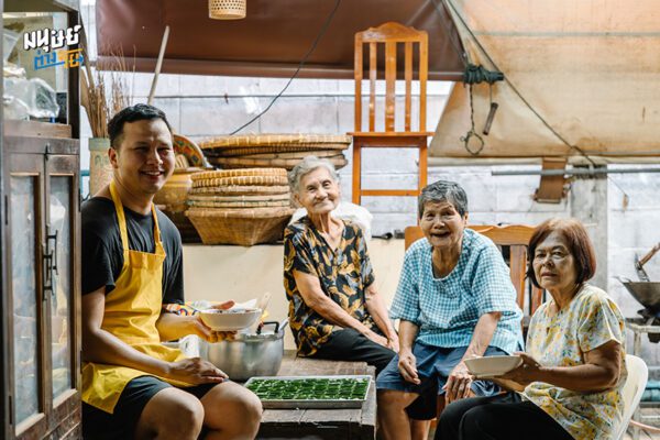 "บ้านตาเรือง" ร้านอาหารรสมือยาย ที่อยากให้คนกินอิ่มใจและหายคิดถึงบ้าน