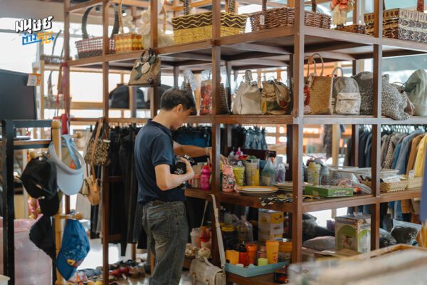 ‘น้องได้ทุน คุณได้ของ’ ชวนส่งความสุข 2 ต่อช่วงปีใหม่ ที่ ‘ร้านปันกัน’ โดย มูลนิธิยุวพัฒน์