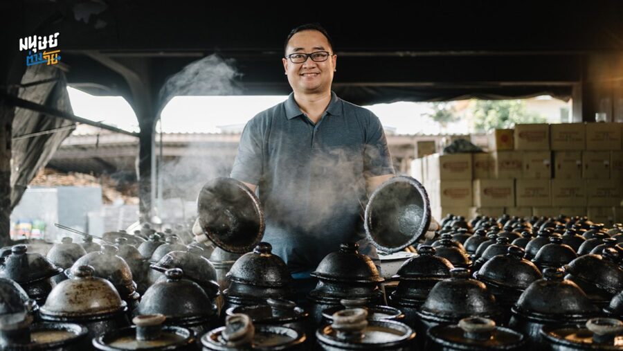 น้ำอบไทยนางลอย กลิ่นหอมที่อยู่คู่กับคนไทยมานานกว่า 100 ปี | มนุษย์ต่างวัย