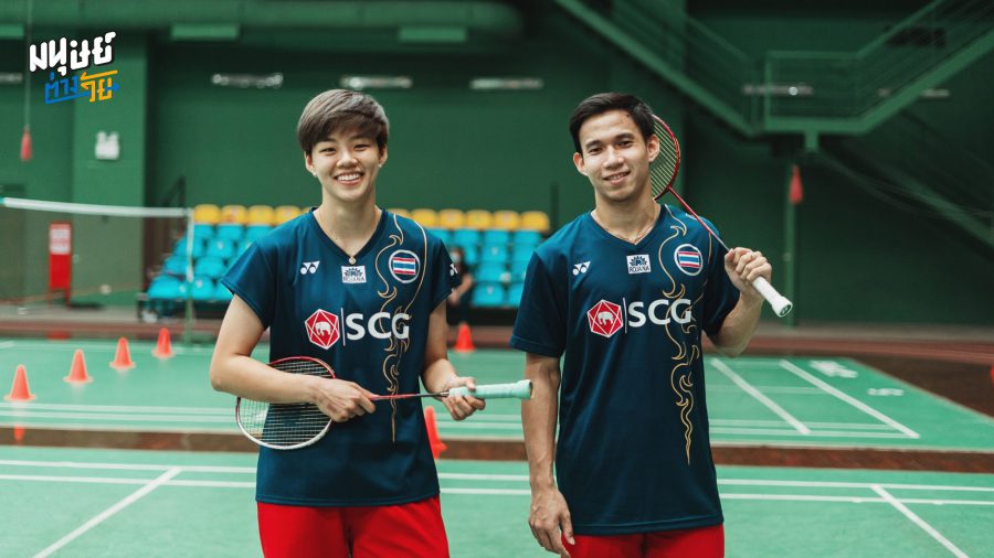 คุยกับ ครอบครัวของปอป้อ-บาส นักแบดมินตันคู่ผสมทีมชาติไทย ถึงวันที่ ‘แพ้-ชนะ ไม่สำคัญเท่าชนะใจตัวเอง’